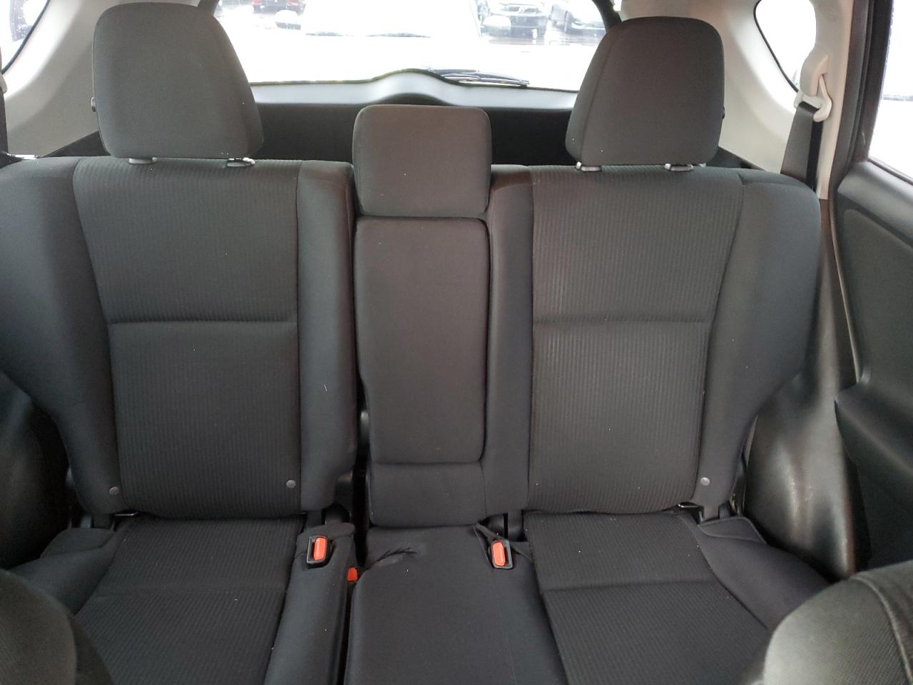 2017 Toyota RAV 4 - Image 10