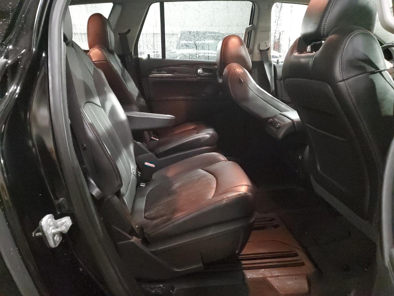 2017 Buick Enclave - Image 11