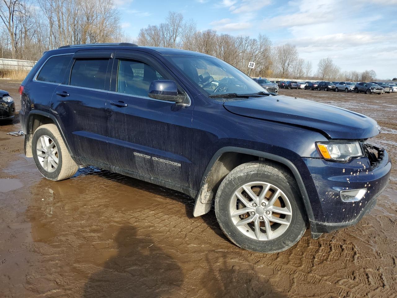 2017 Jeep Grand Cherokee - Image 4