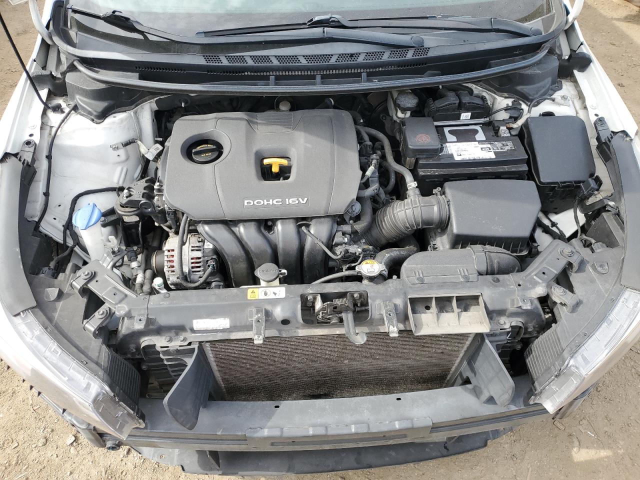2017 Kia Forte - Image 11