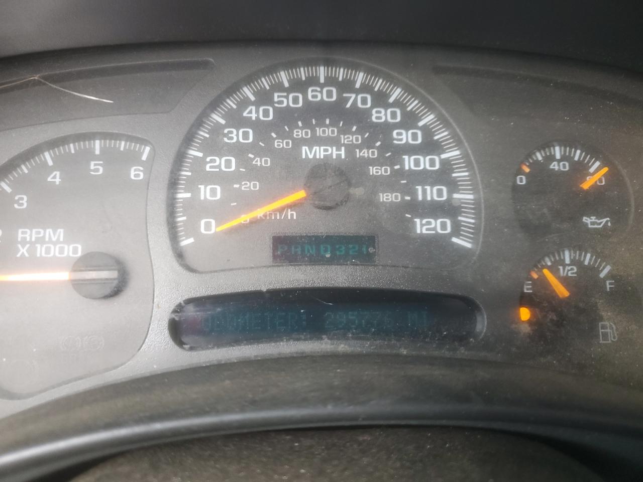 2005 GMC Sierra - Image 9