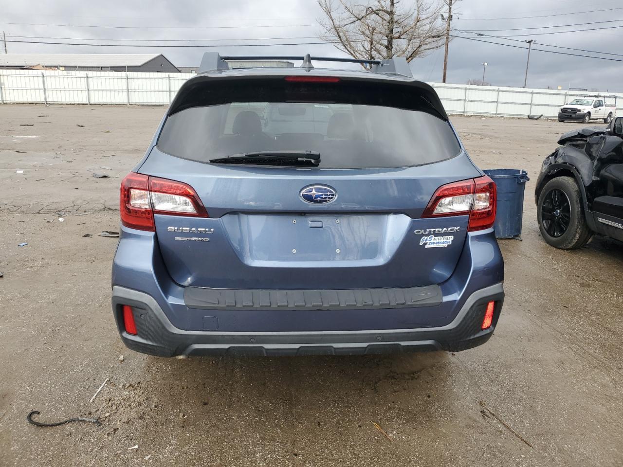 2018 Subaru Outback 2.5I Limited VIN: 4S4BSANC4J3365174 Lot: 44322615