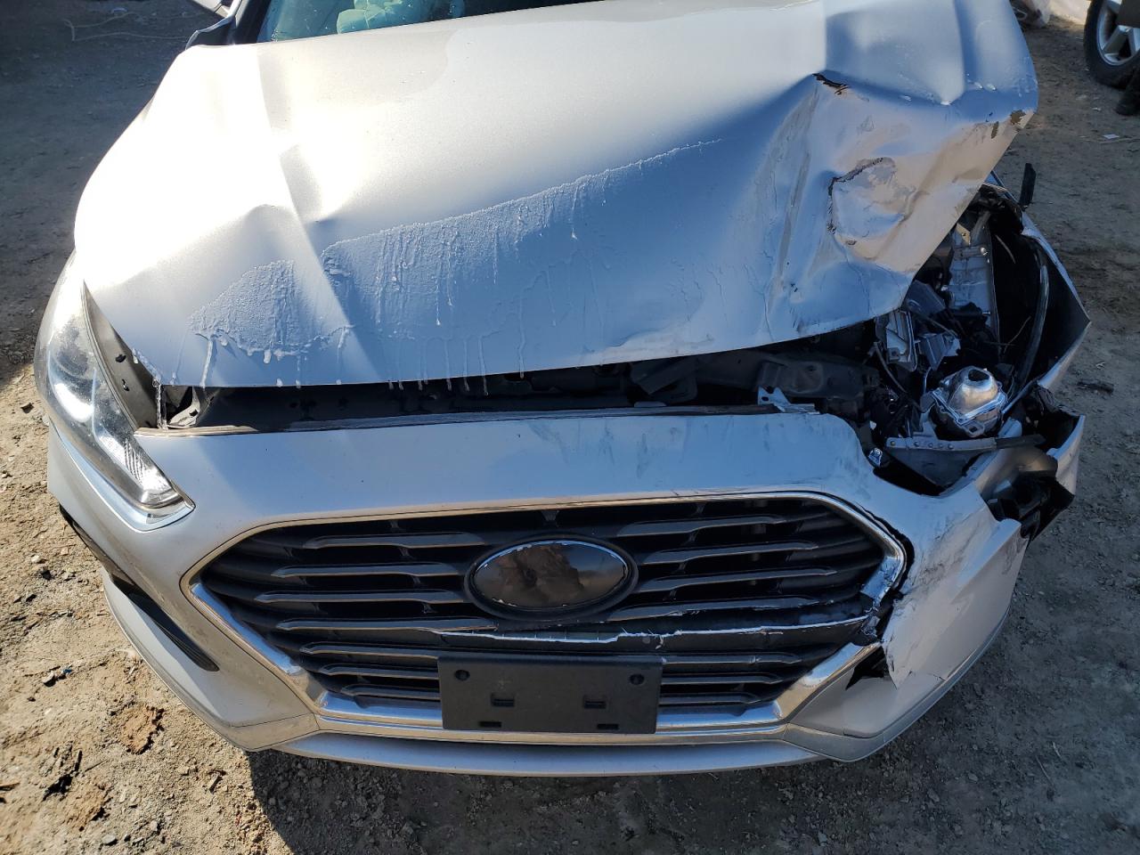 2019 Hyundai Sonata - Image 12