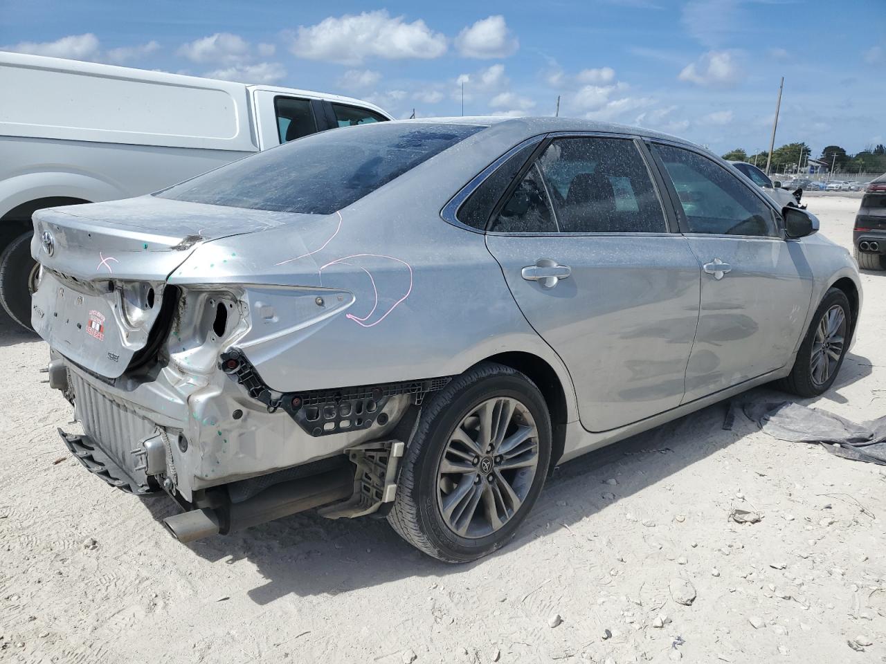 2015 Toyota Camry - Image 3