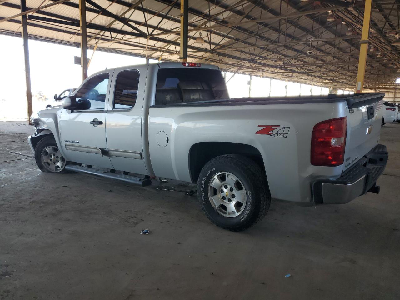 2011 Chevrolet Silverado - Image 2