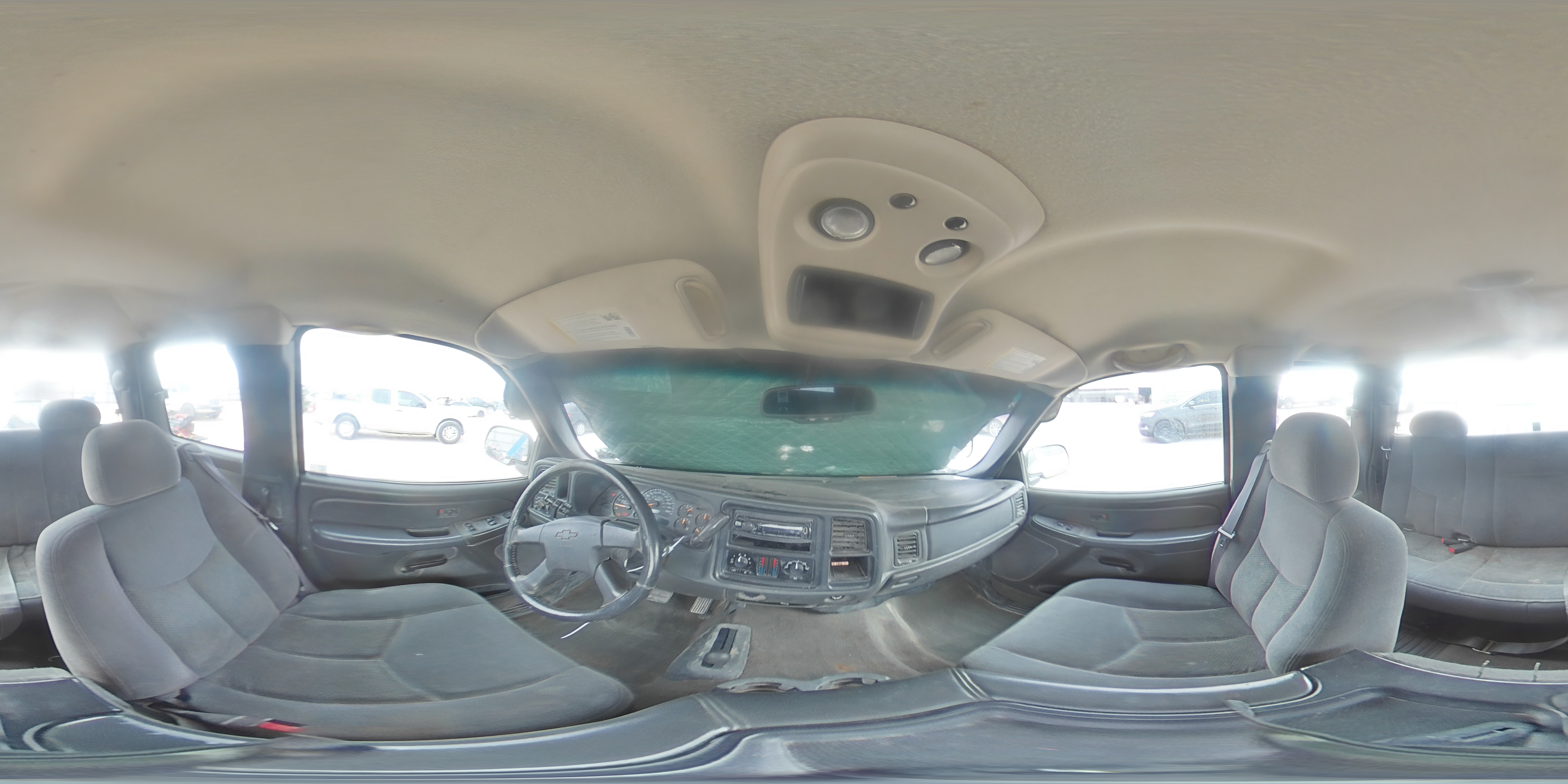 2005 Chevrolet Silverado - Image 13