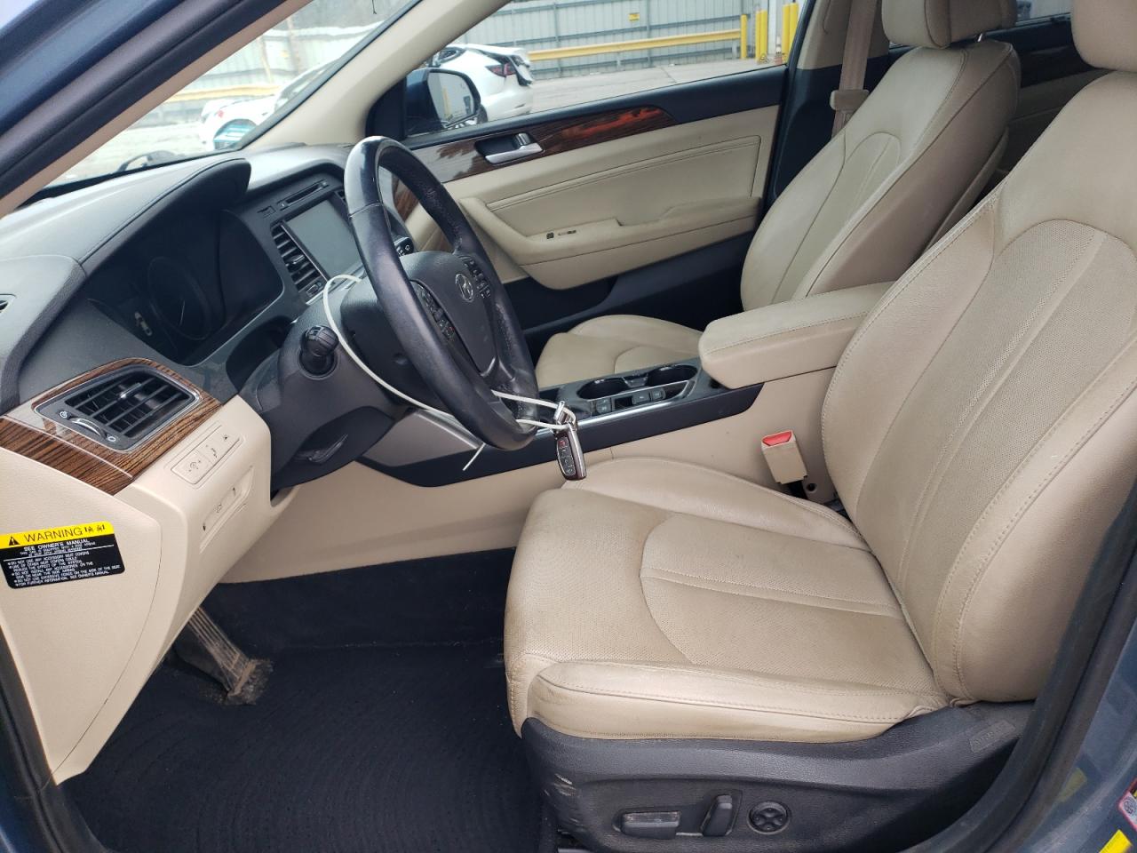 2016 Hyundai Sonata - Image 7