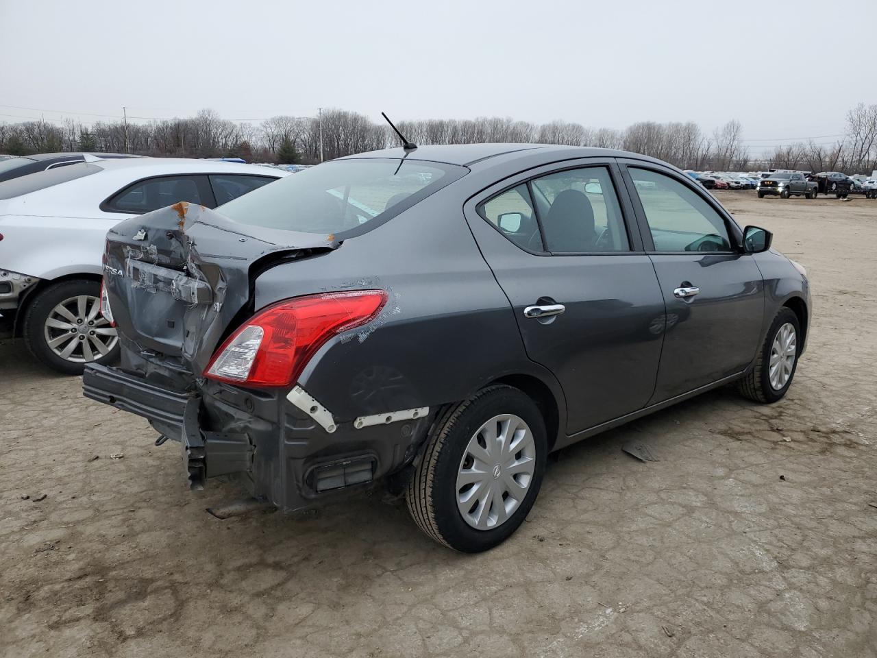 2017 Nissan Versa - Image 3