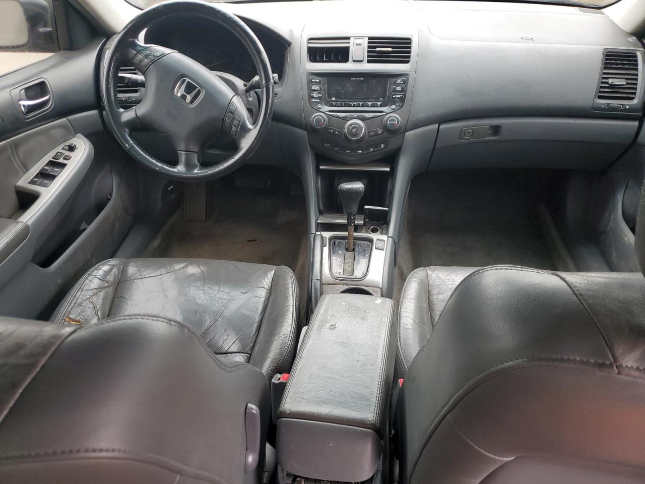 2005 Honda Accord - Image 8