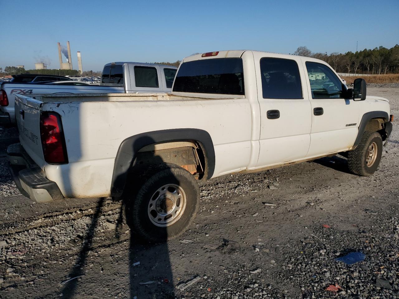 2007 Chevrolet Silverado - Image 3