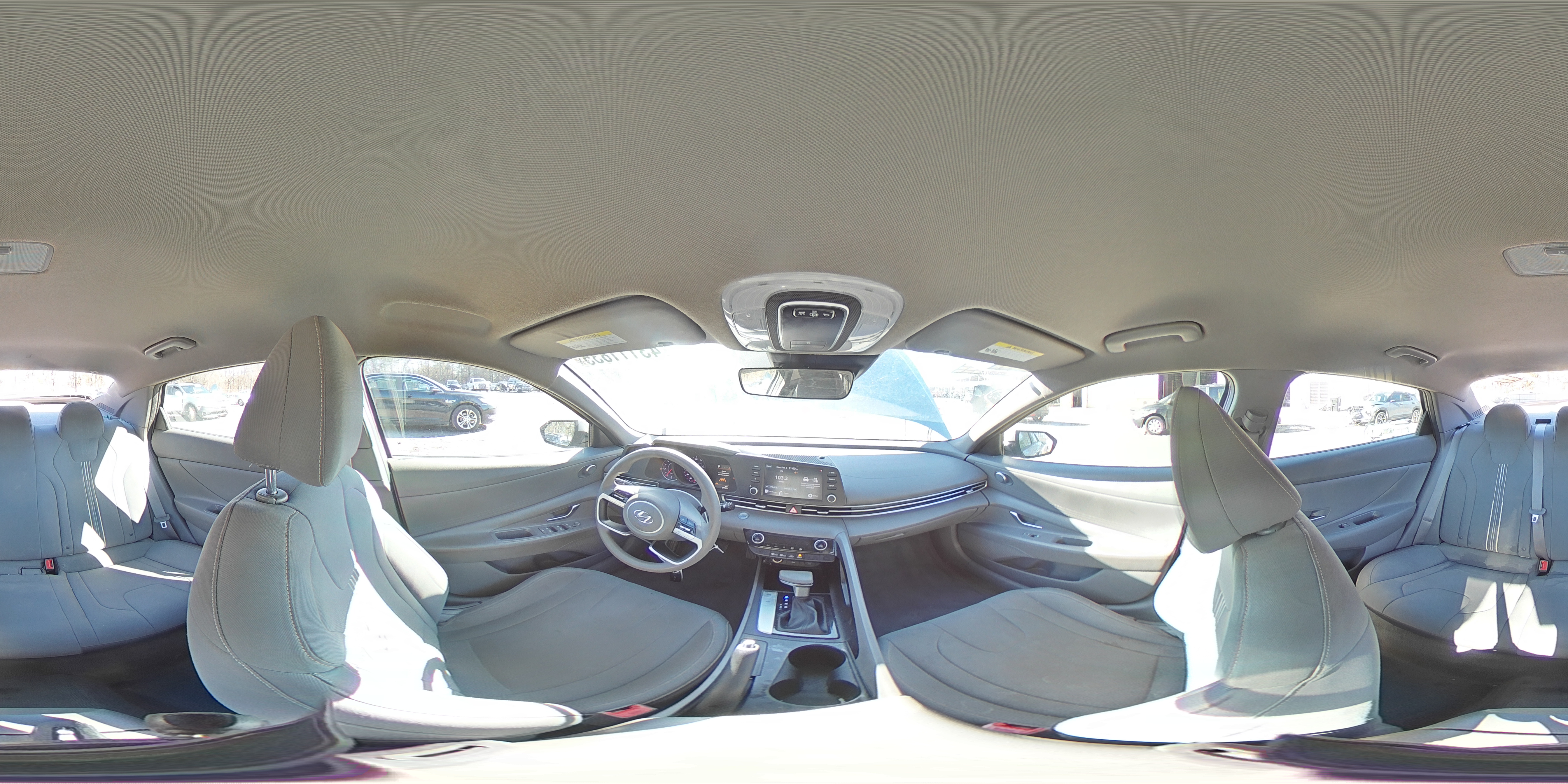 2021 Hyundai Elantra - Image 14