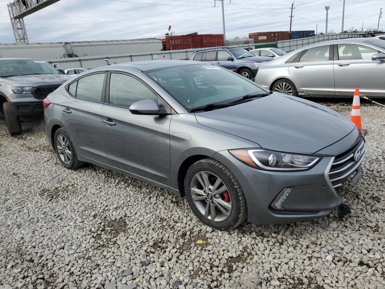 2018 Hyundai Elantra - Image 4