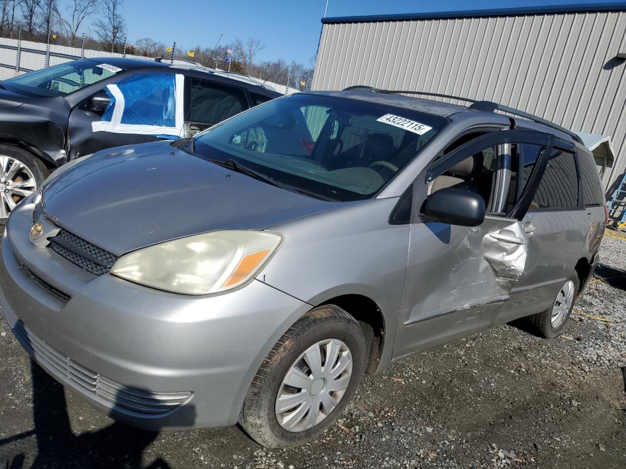 2005 Toyota Sienna - Image 1