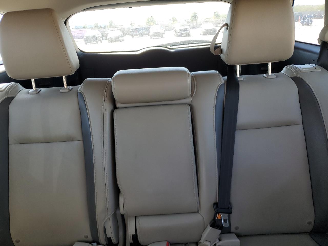 2012 Mazda CX-9 - Image 10