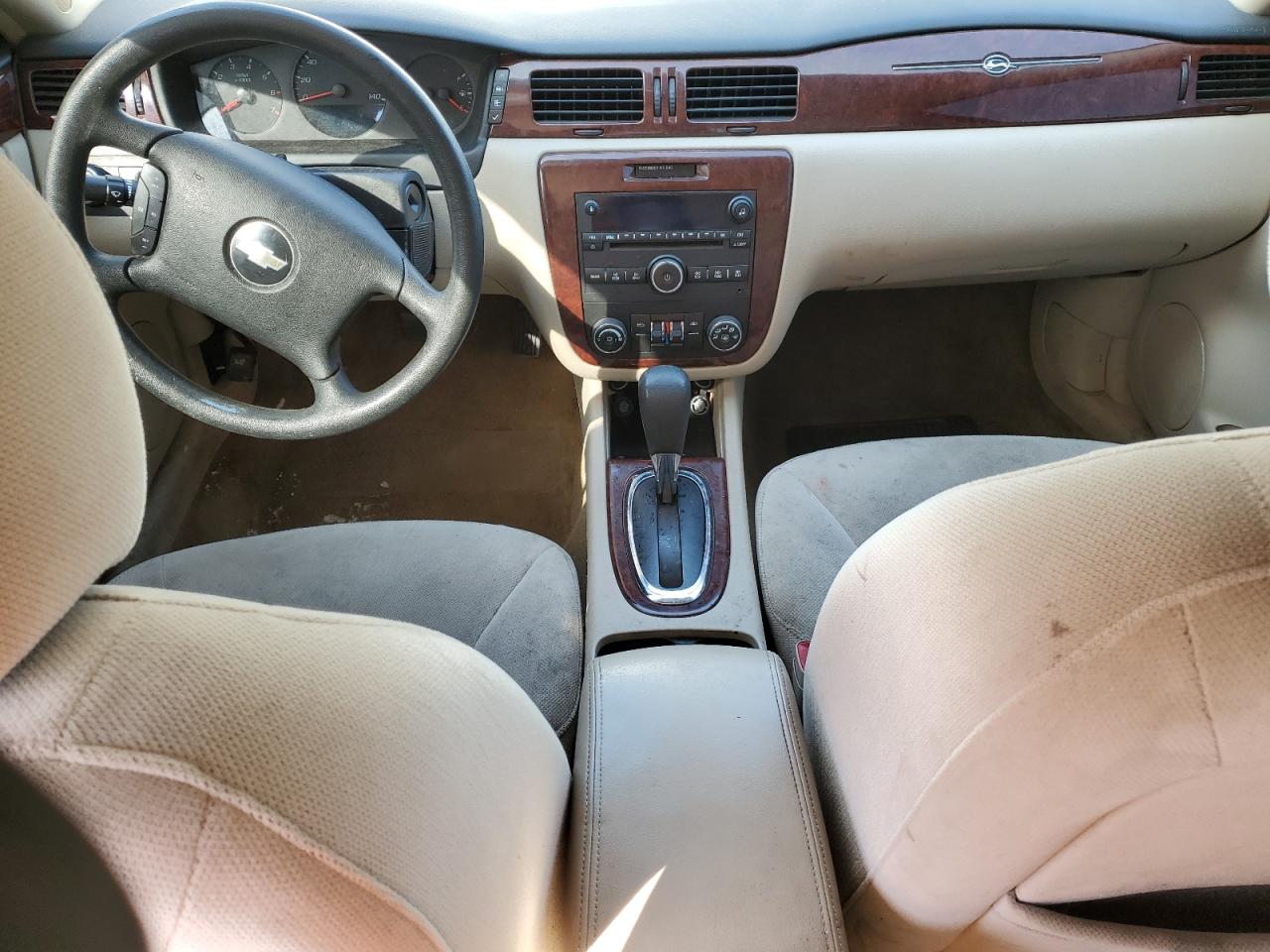 2009 Chevrolet Impala - Image 8