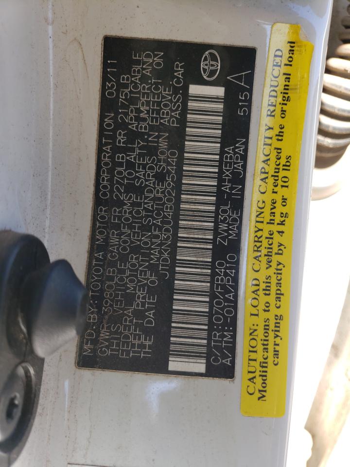 2011 Toyota Prius - Image 14