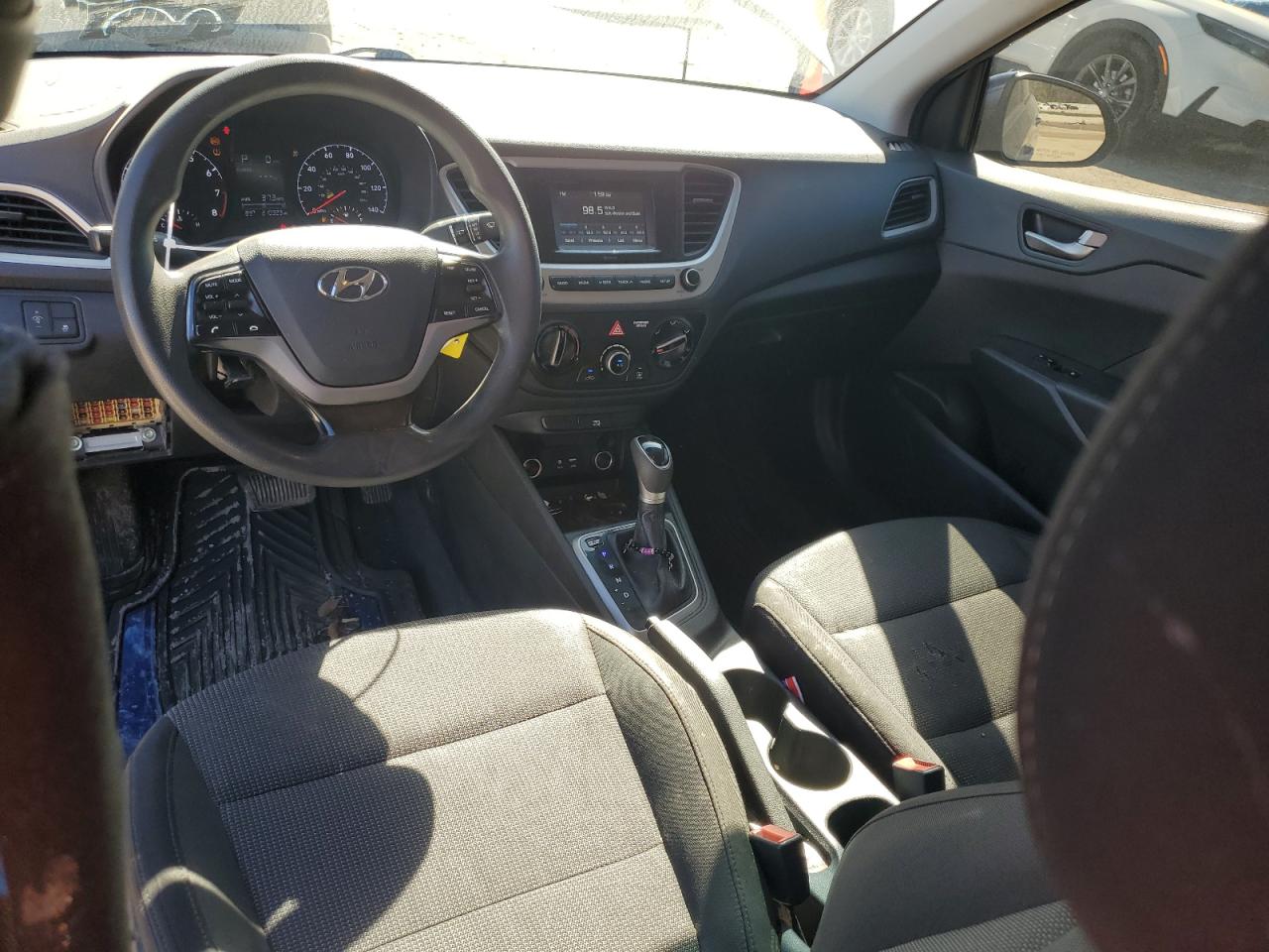 2020 Hyundai Accent - Image 8