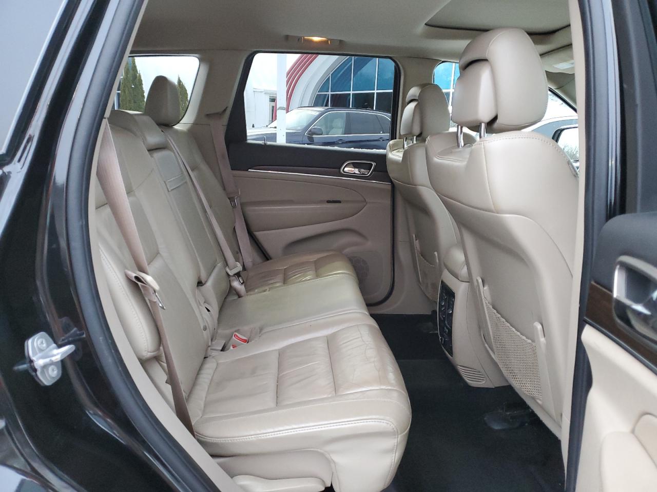 2015 Jeep Grand Cherokee - Image 11