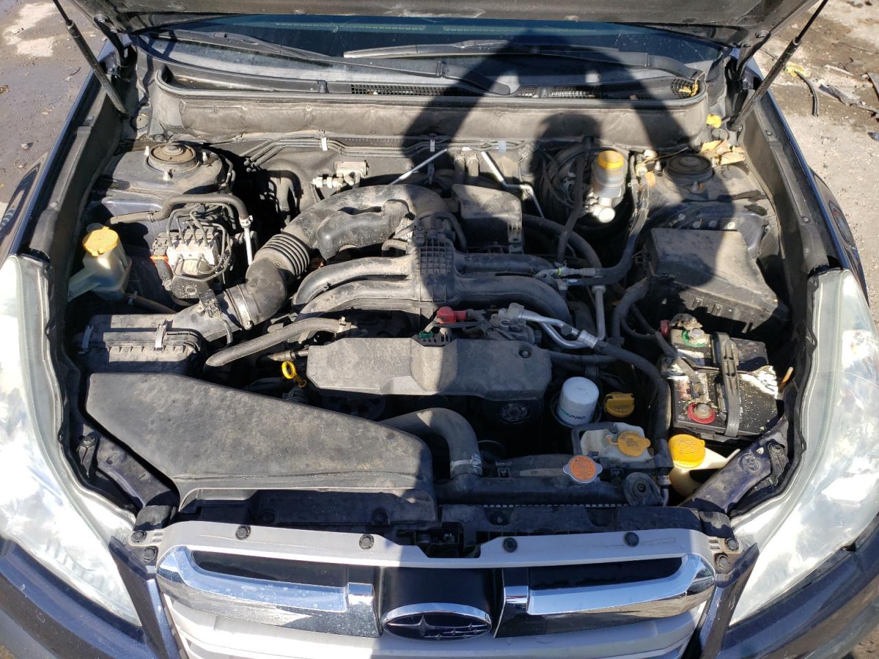 2013 Subaru Outback - Image 12
