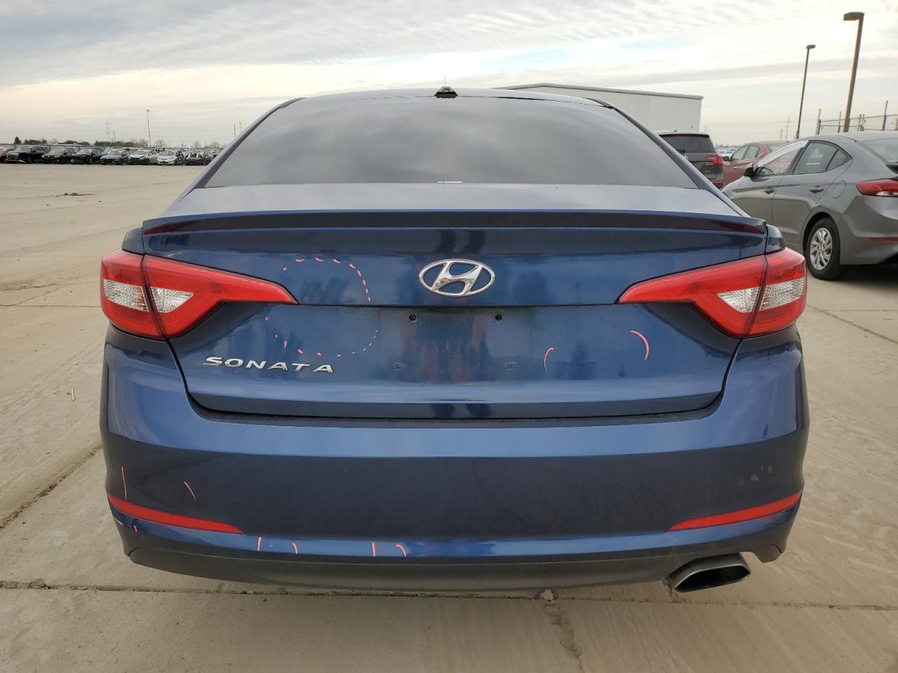 2017 Hyundai Sonata - Image 6