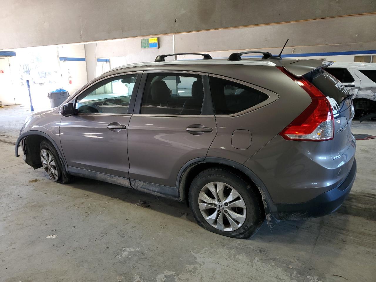 2013 Honda CR-V - Image 2