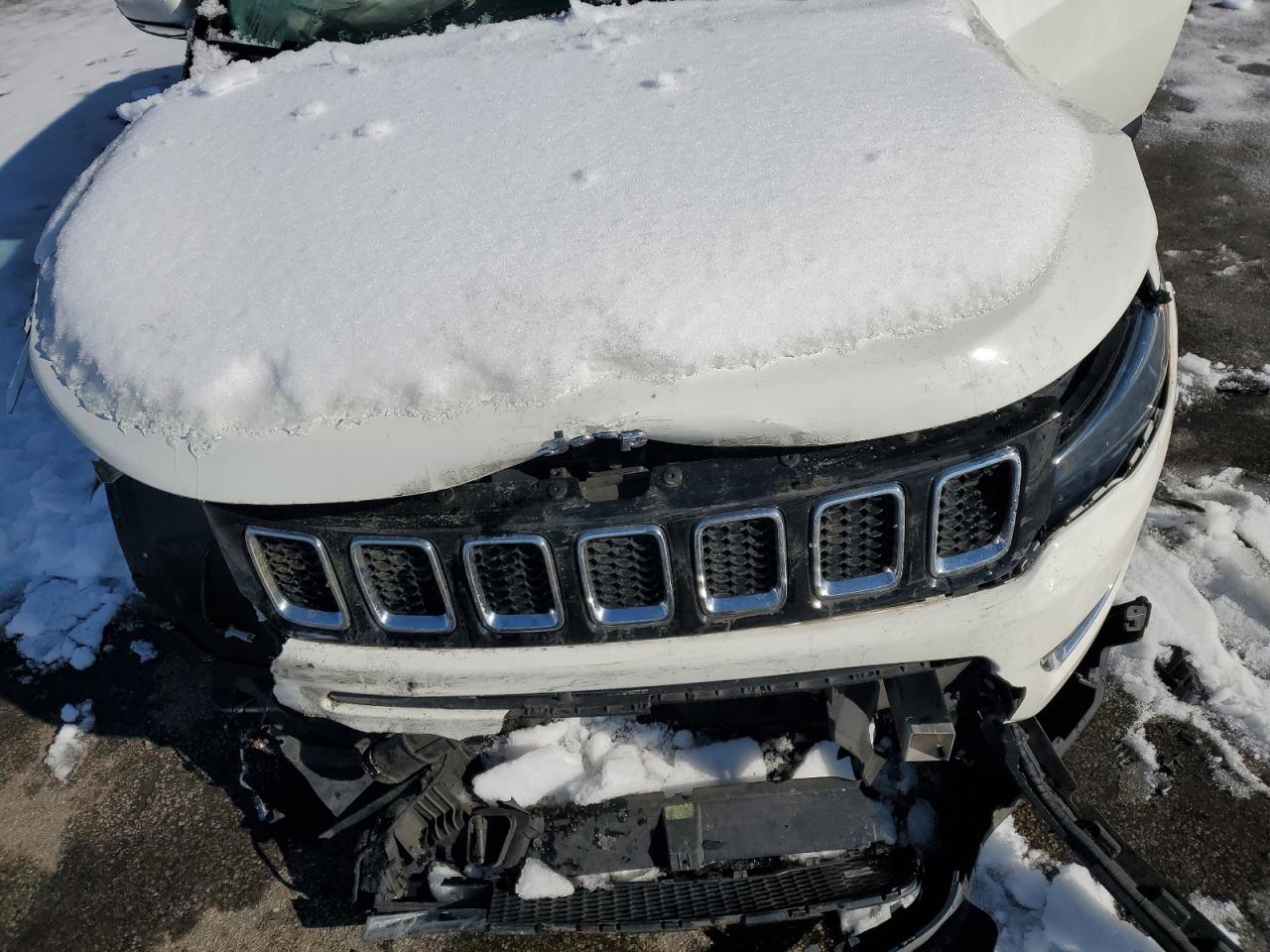 2021 Jeep Compass - Image 13