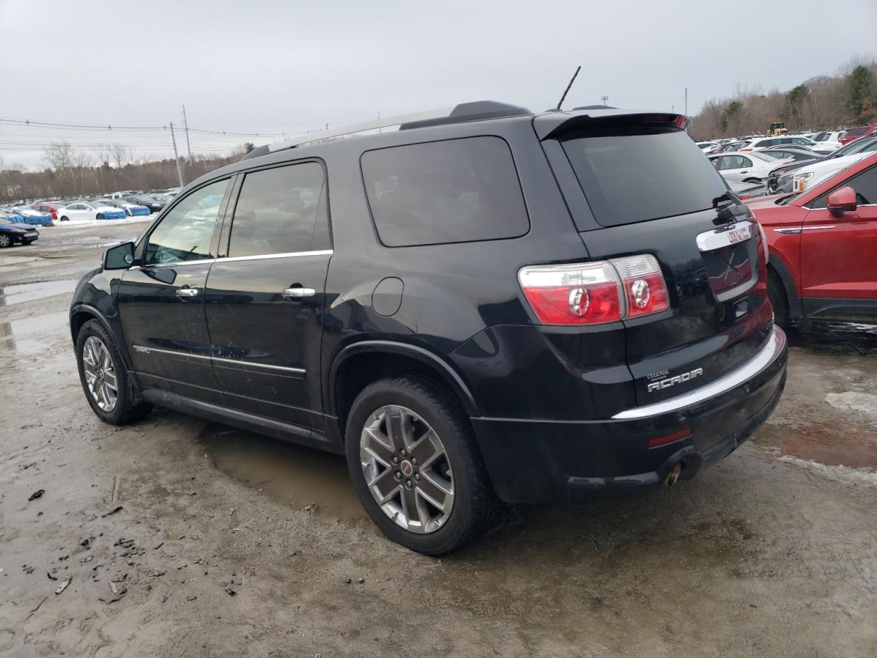 2011 GMC Acadia - Image 2