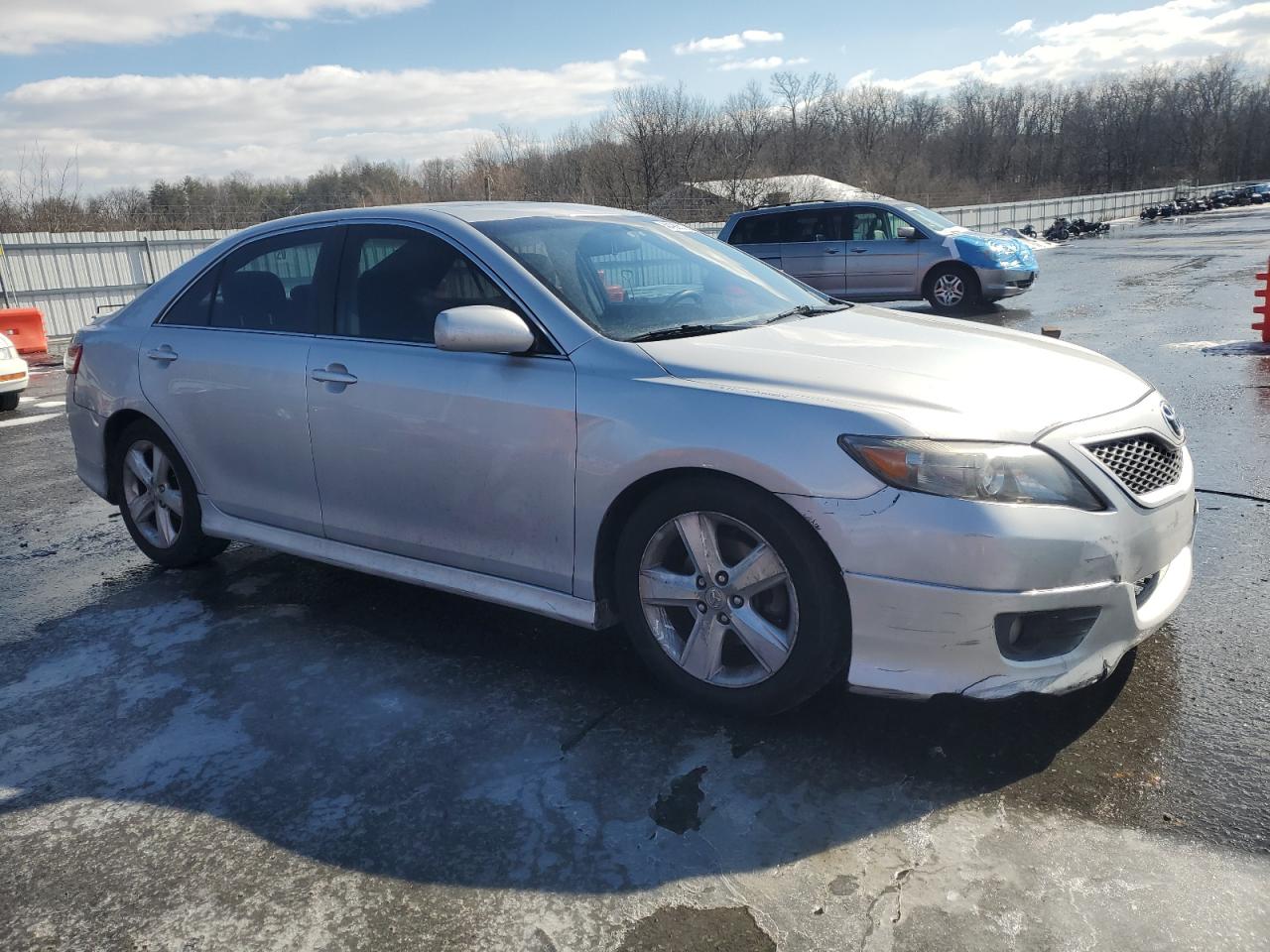 2010 Toyota Camry - Image 4