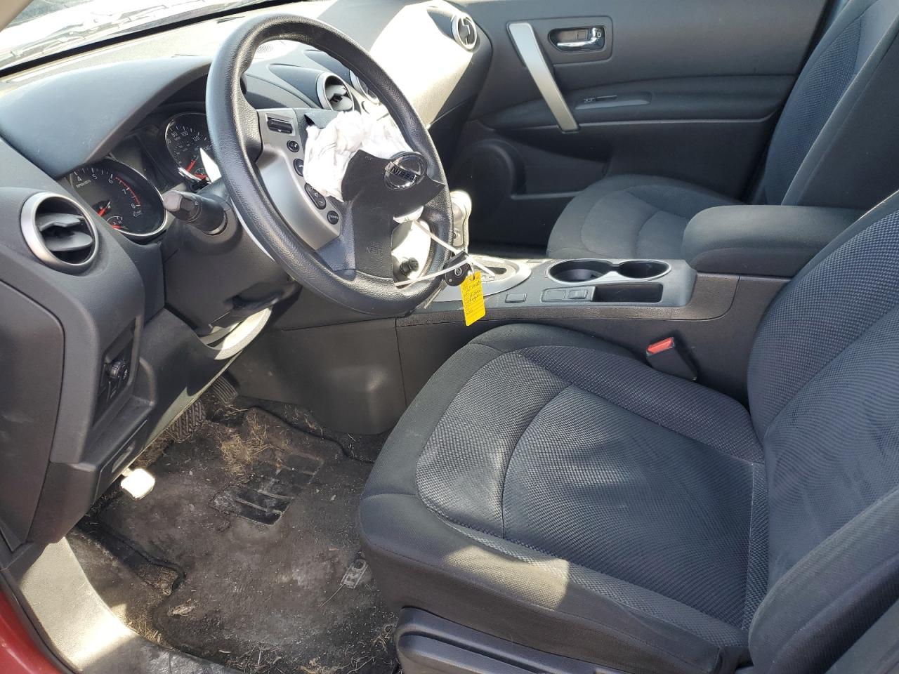 2015 Nissan Rogue - Image 7
