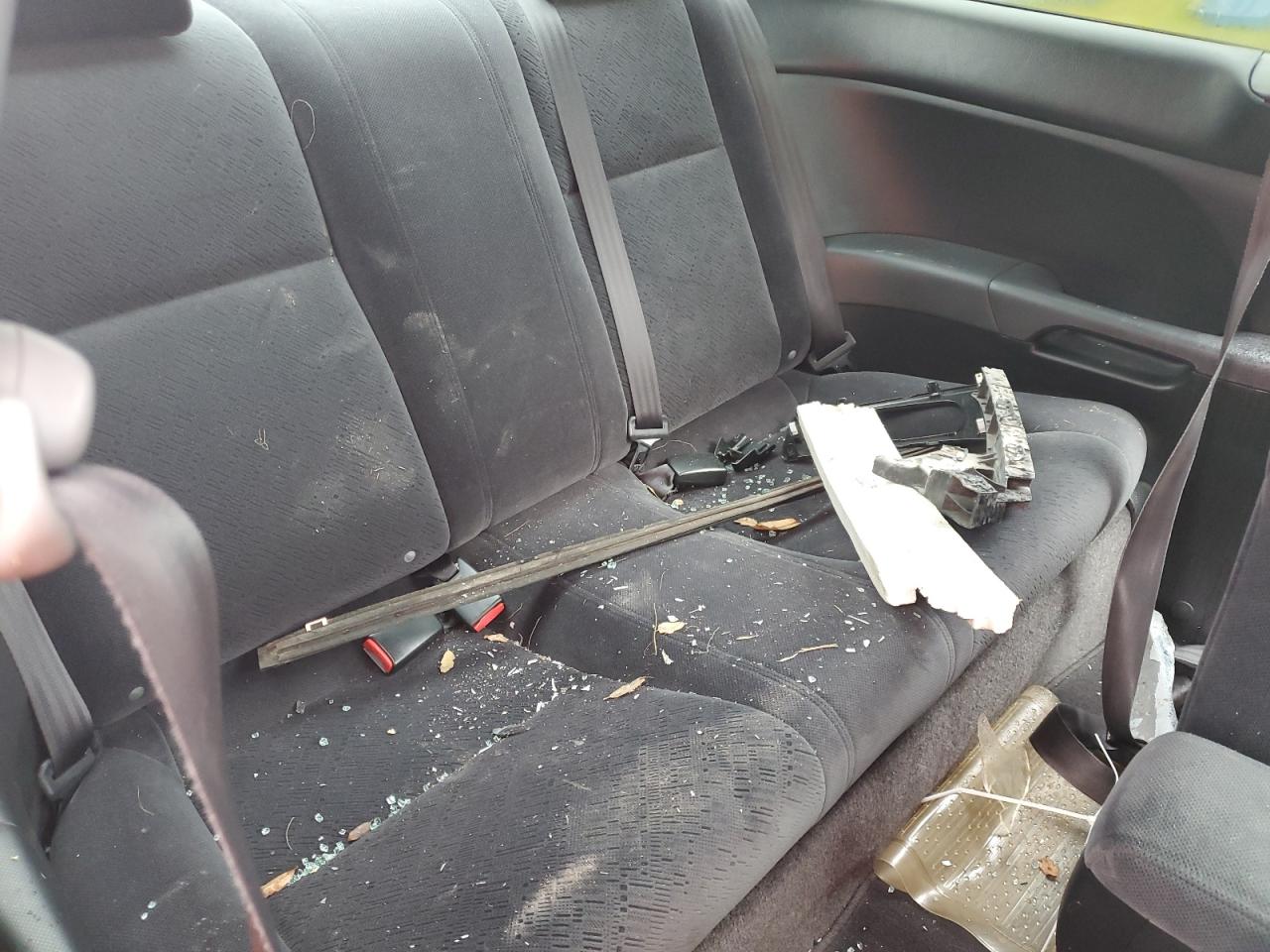 2005 Honda Civic - Image 10