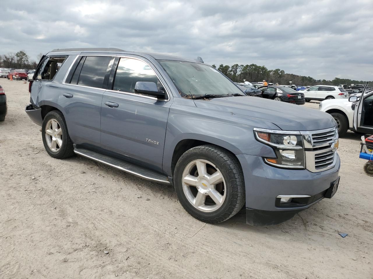 2016 Chevrolet Tahoe - Image 4