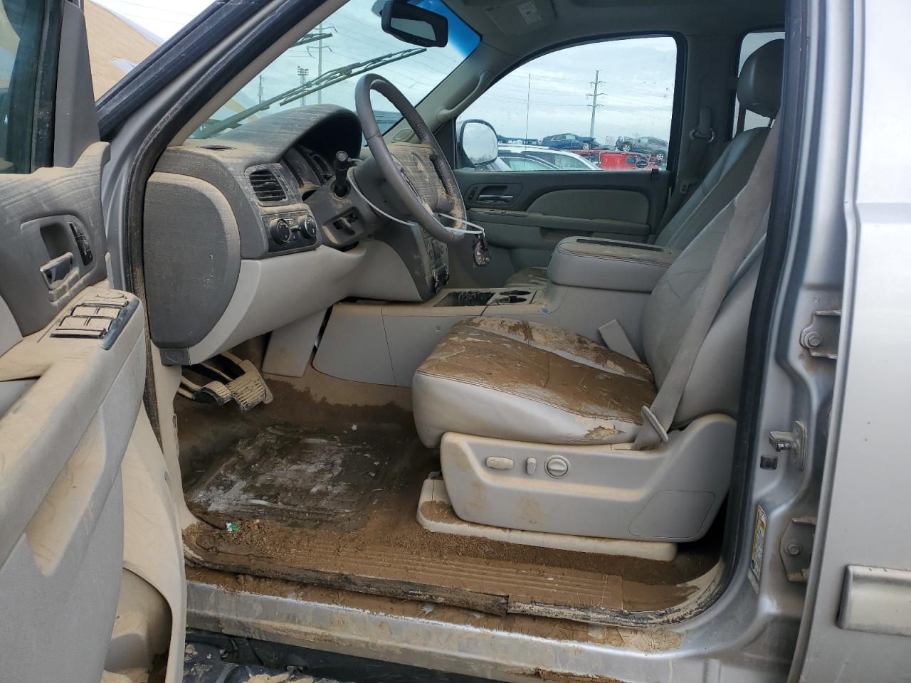 2011 Chevrolet Tahoe - Image 7