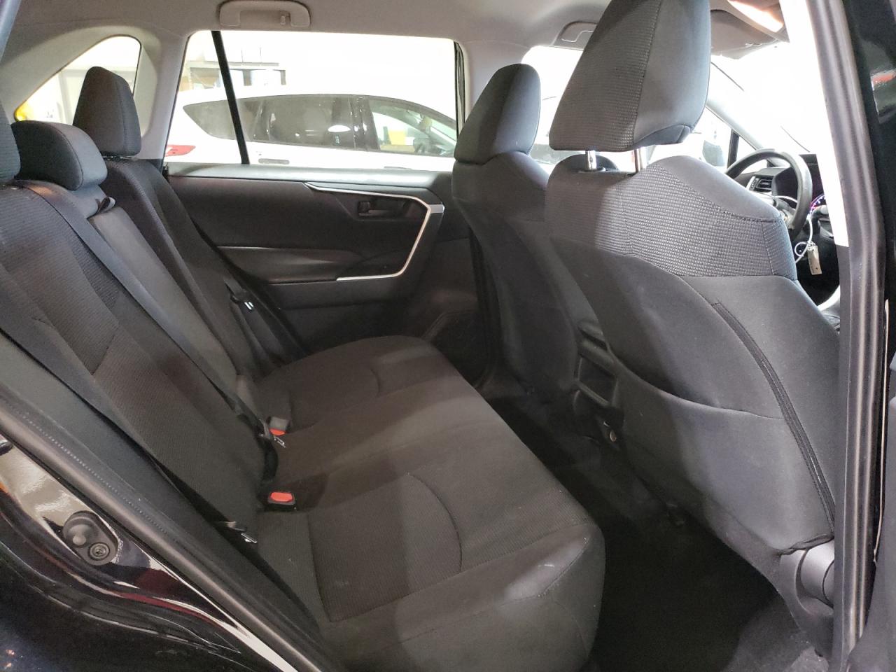2020 Toyota RAV 4 - Image 11