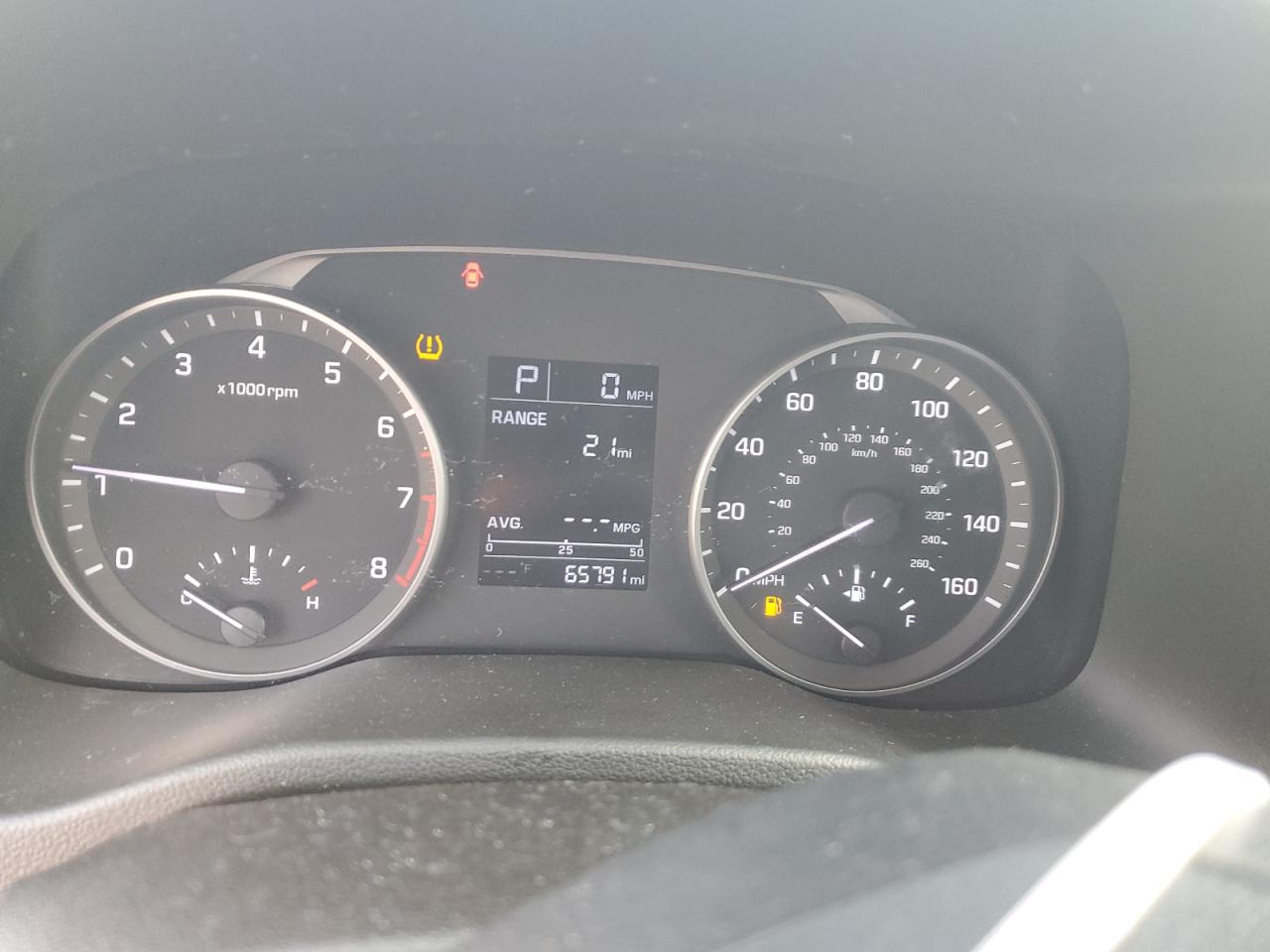 2018 Hyundai Elantra - Image 9