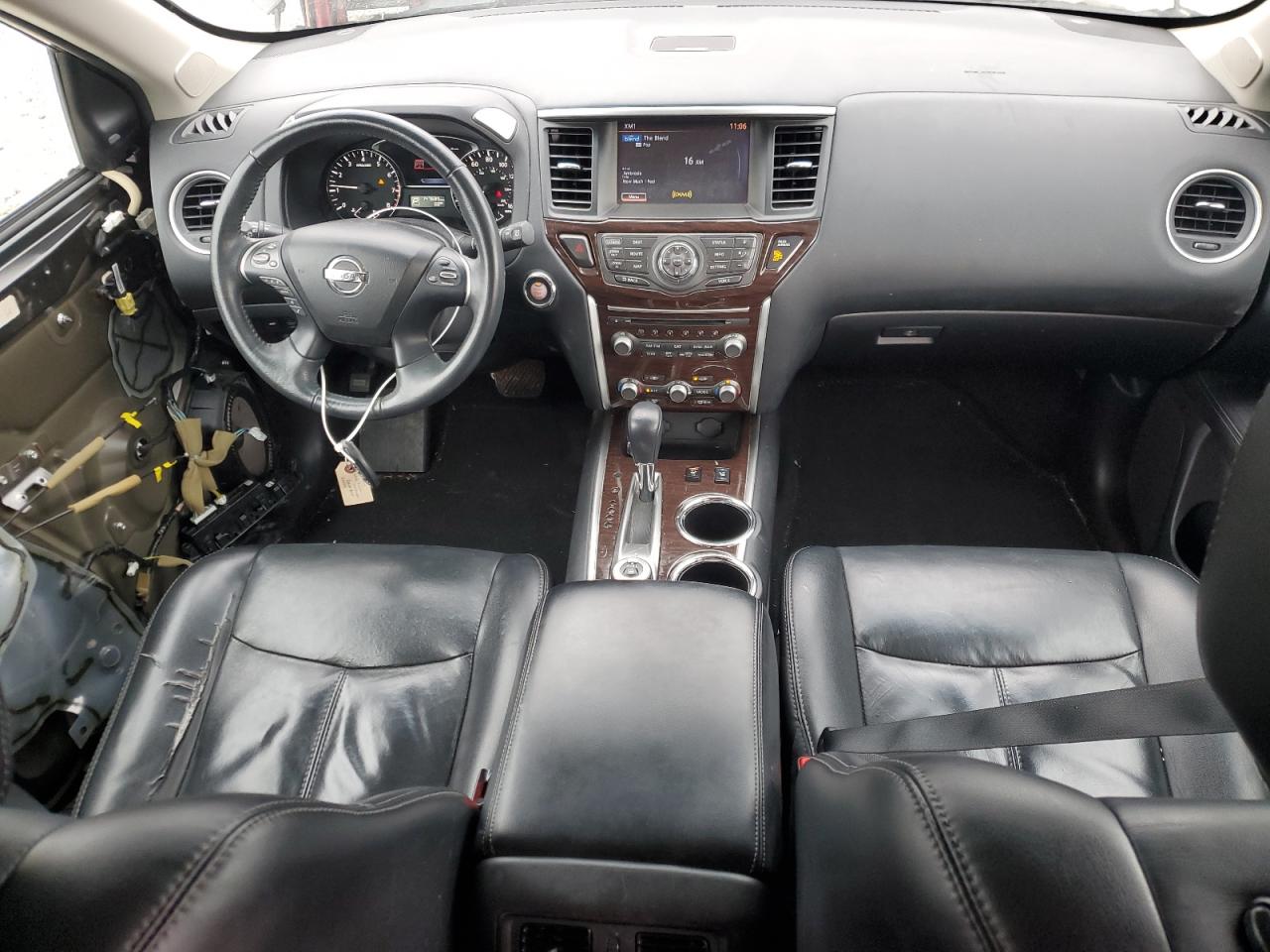 2015 Nissan Pathfinder - Image 8