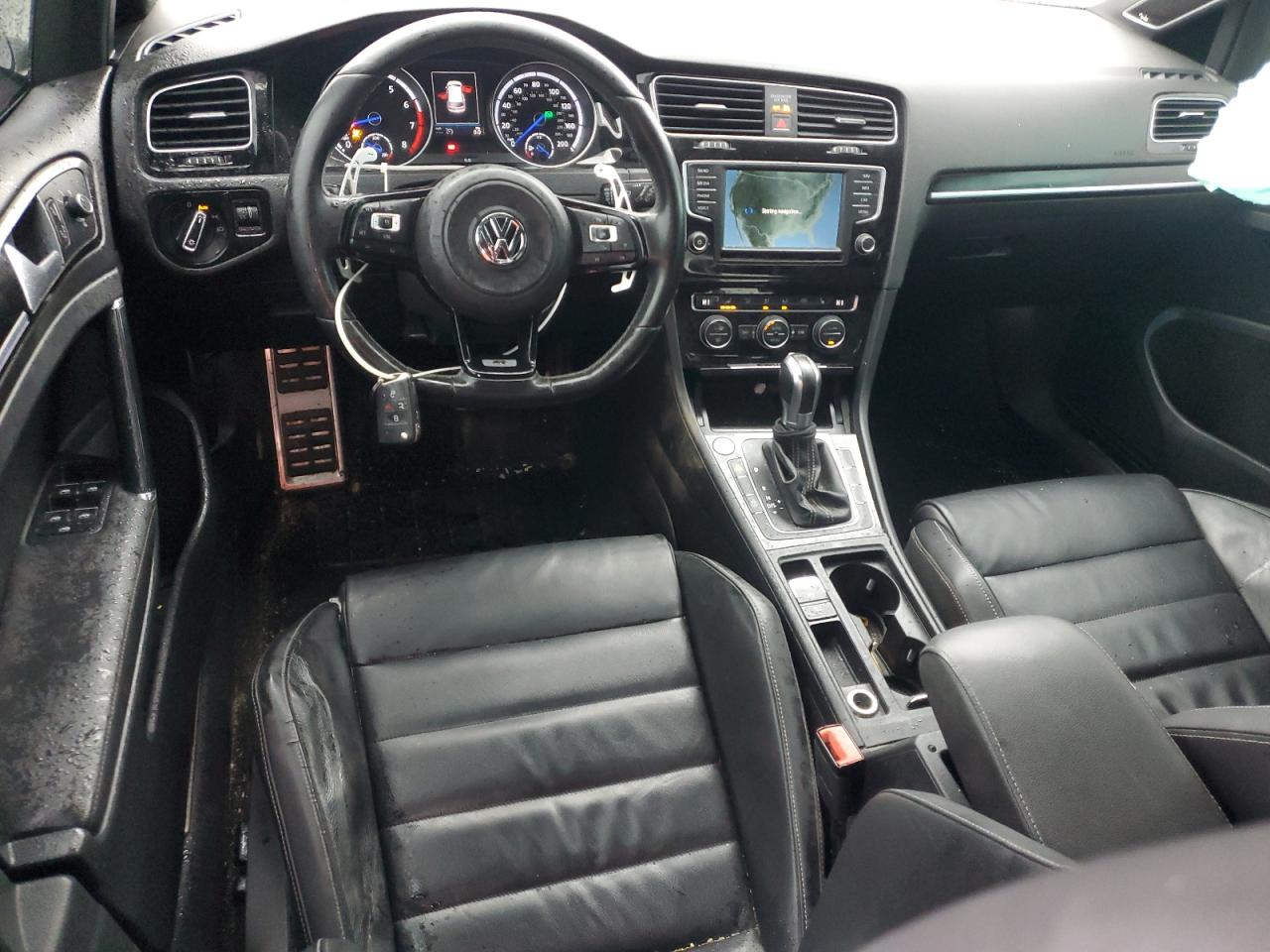 2017 Volkswagen Golf - Image 8