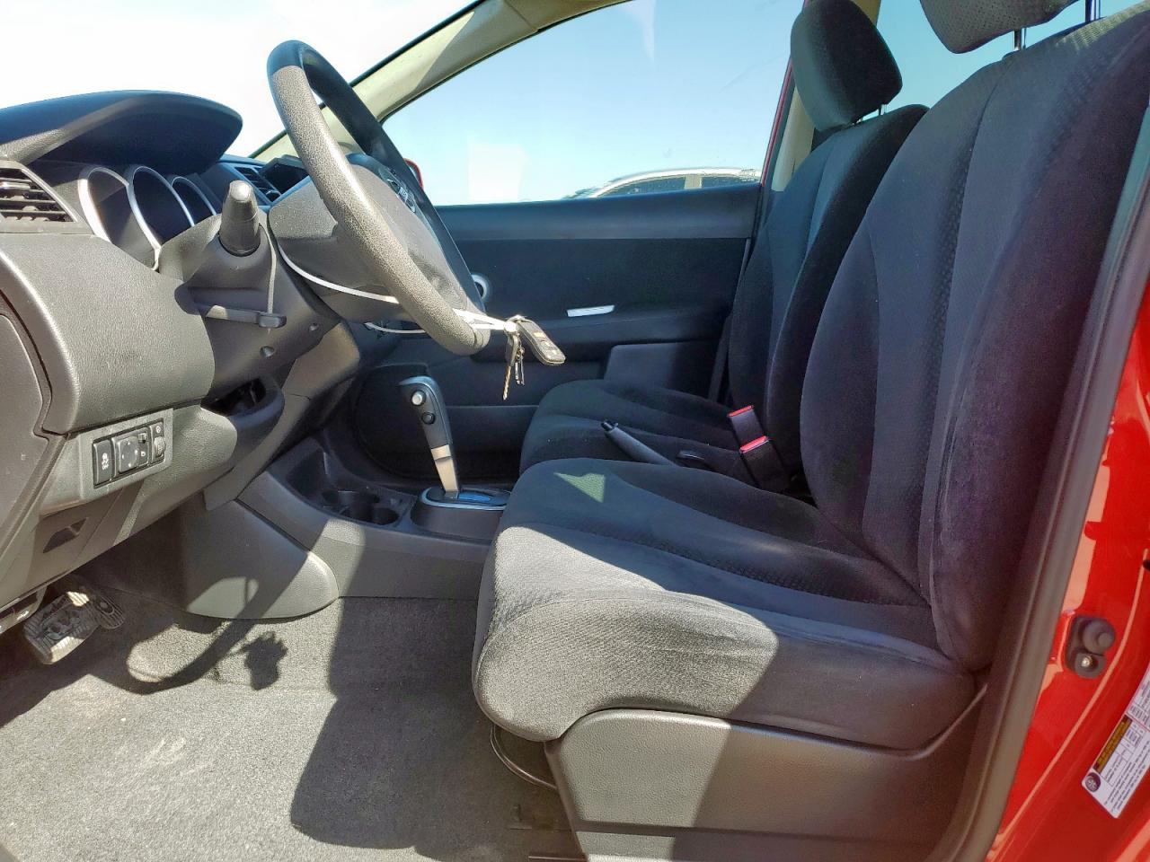 2012 Nissan Versa - Image 7