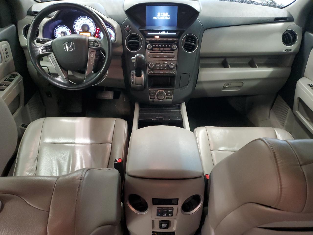 2014 Honda Pilot - Image 8