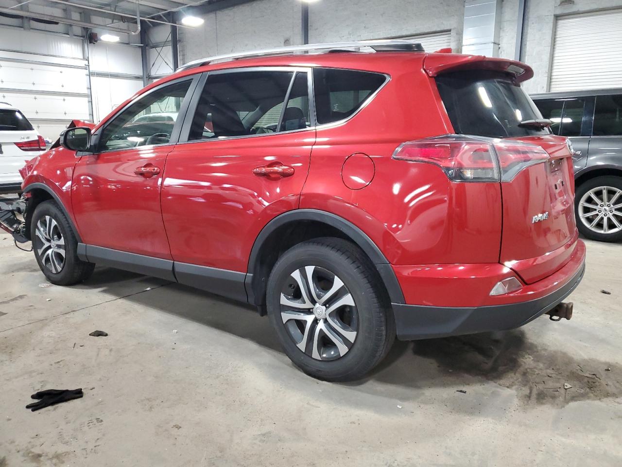 2017 Toyota RAV 4 - Image 2