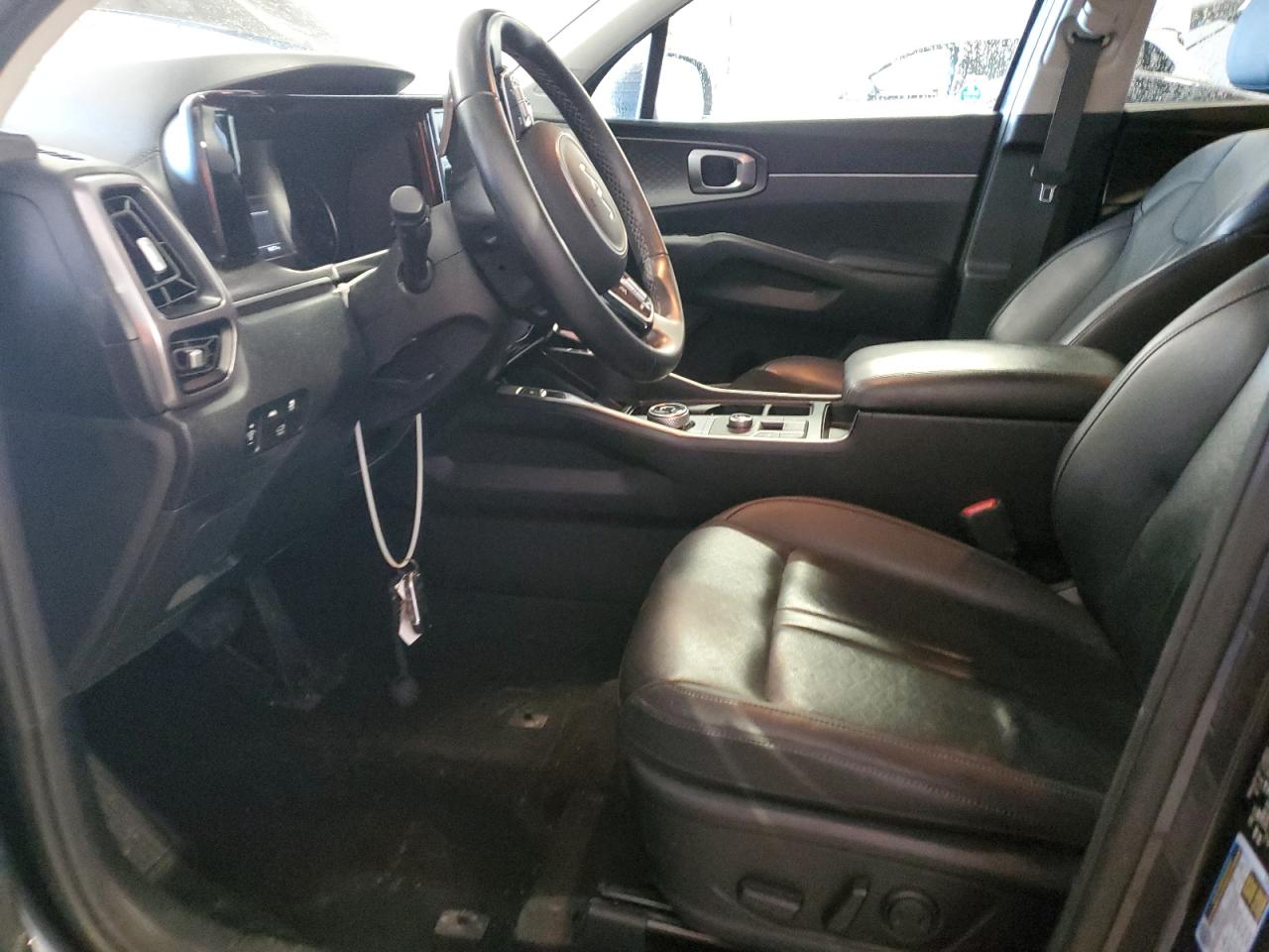 2022 Kia Sorento - Image 7