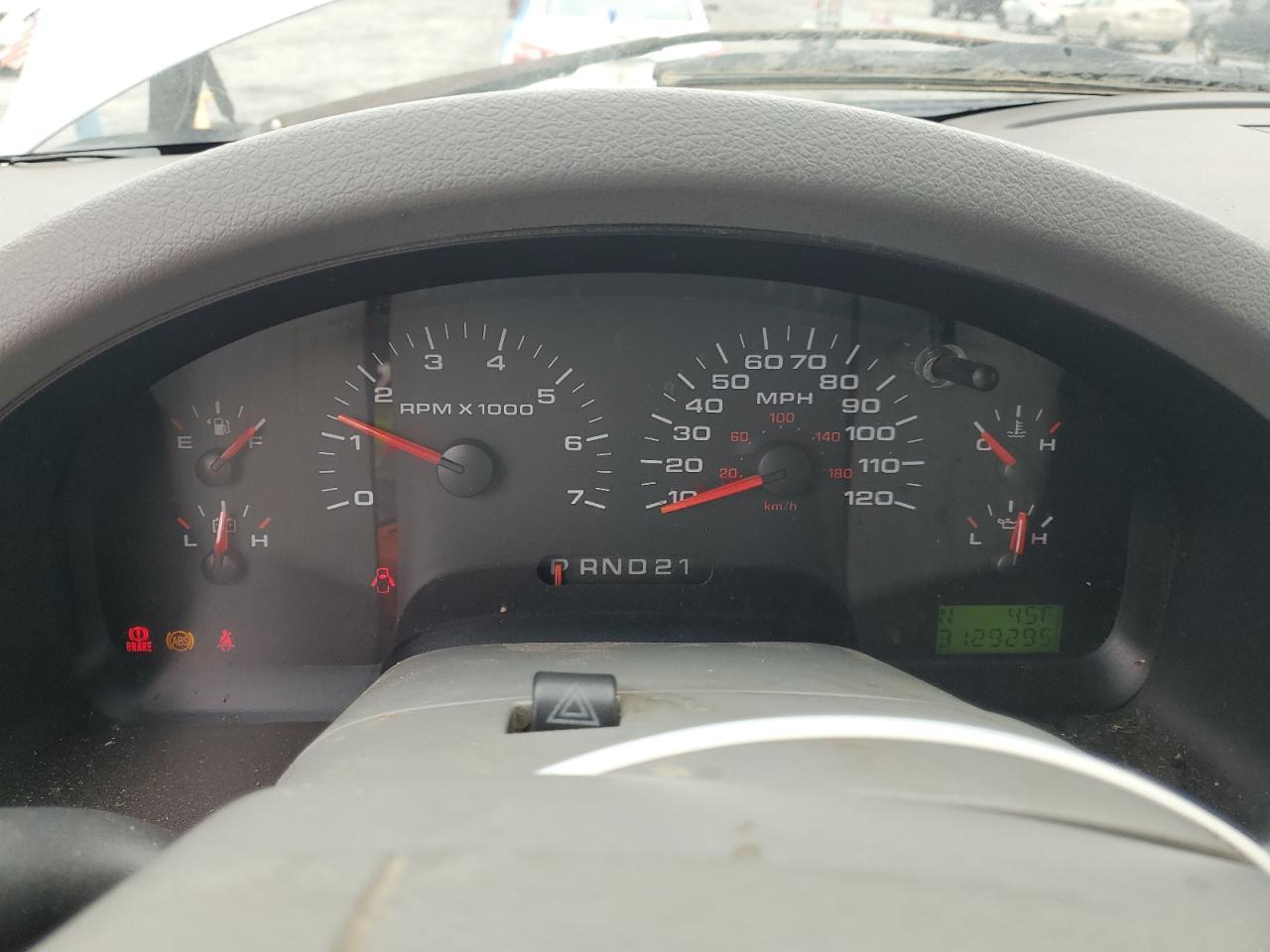 2005 Ford F-150 - Image 9
