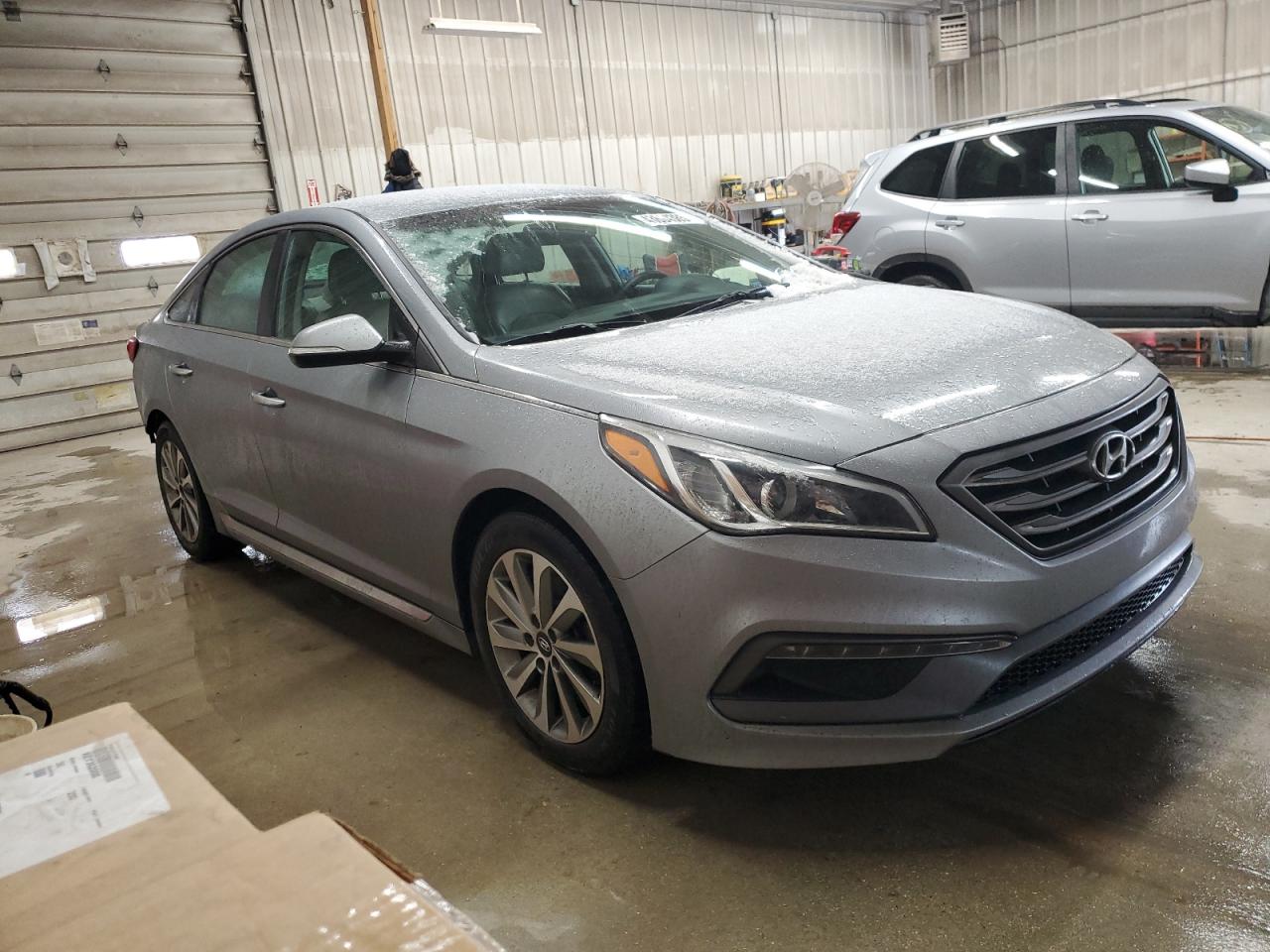 2015 Hyundai Sonata - Image 4