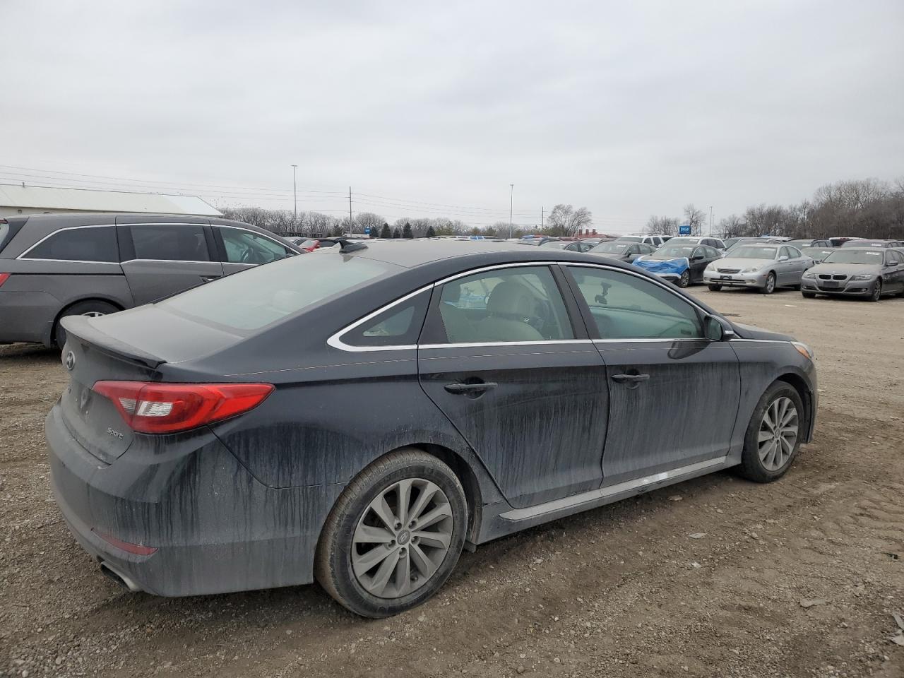 2015 Hyundai Sonata - Image 3