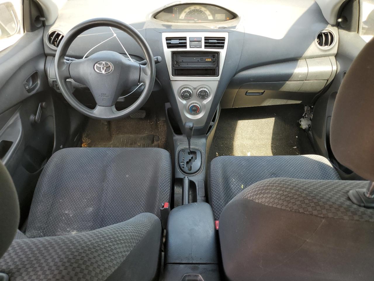 2007 Toyota Yaris - Image 8