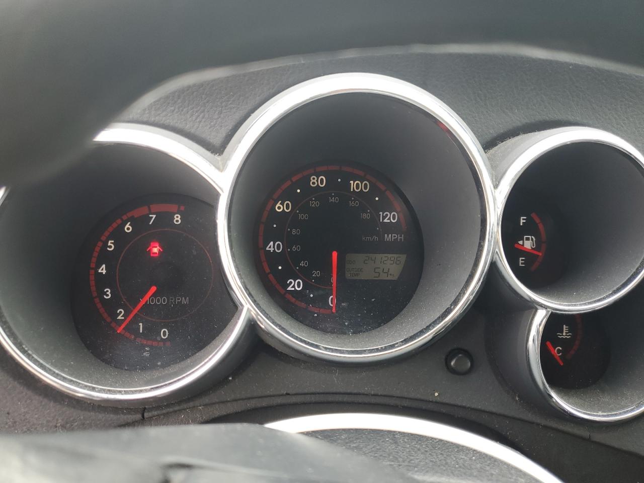 2005 Toyota Corolla - Image 9