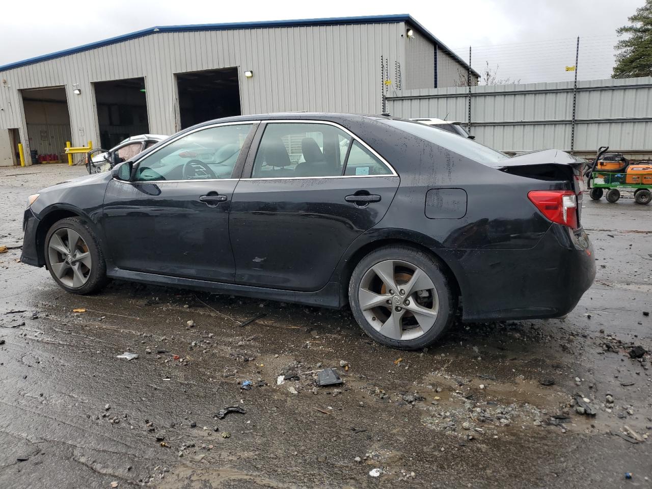 2013 Toyota Camry - Image 2