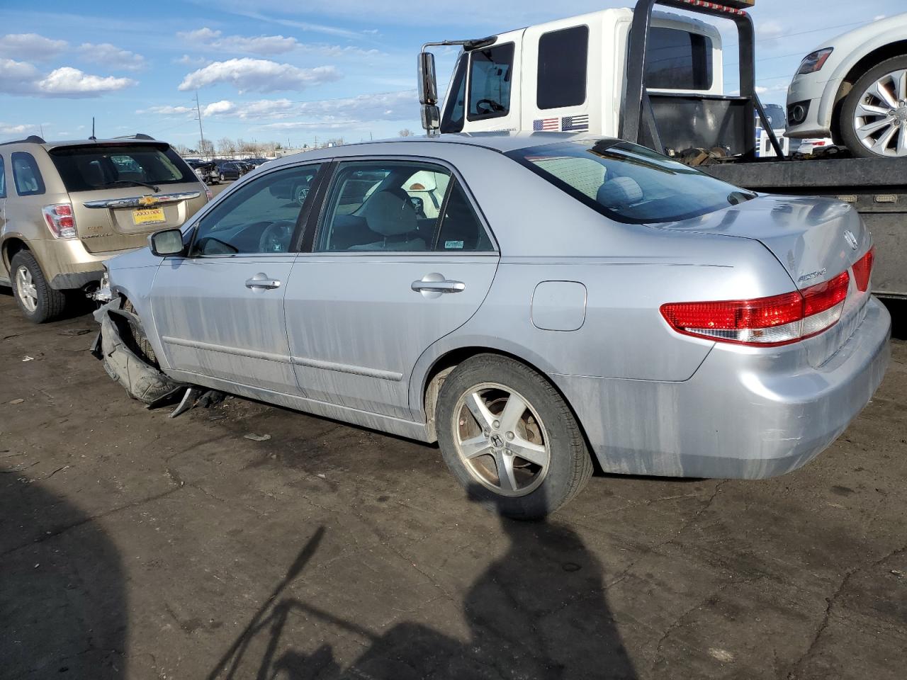 2004 Honda Accord - Image 2