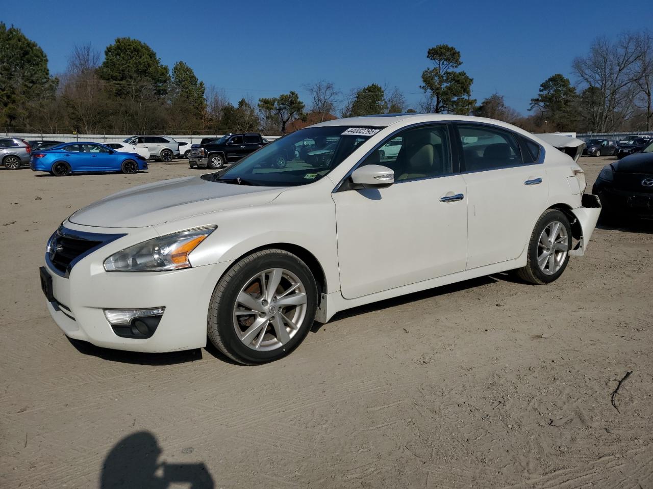 2015 Nissan Altima - Image 1