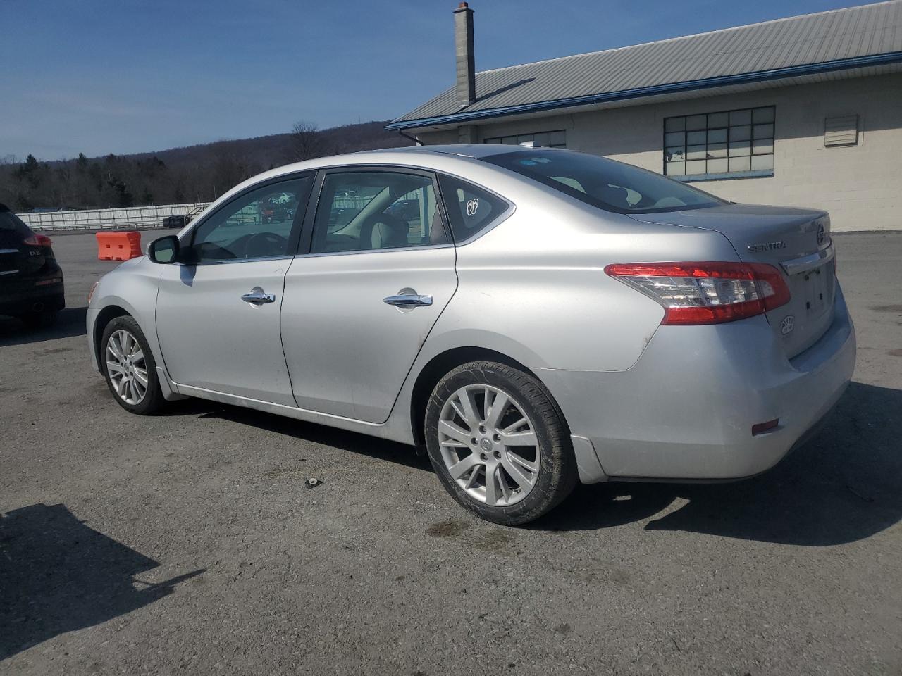 2013 Nissan Sentra - Image 2
