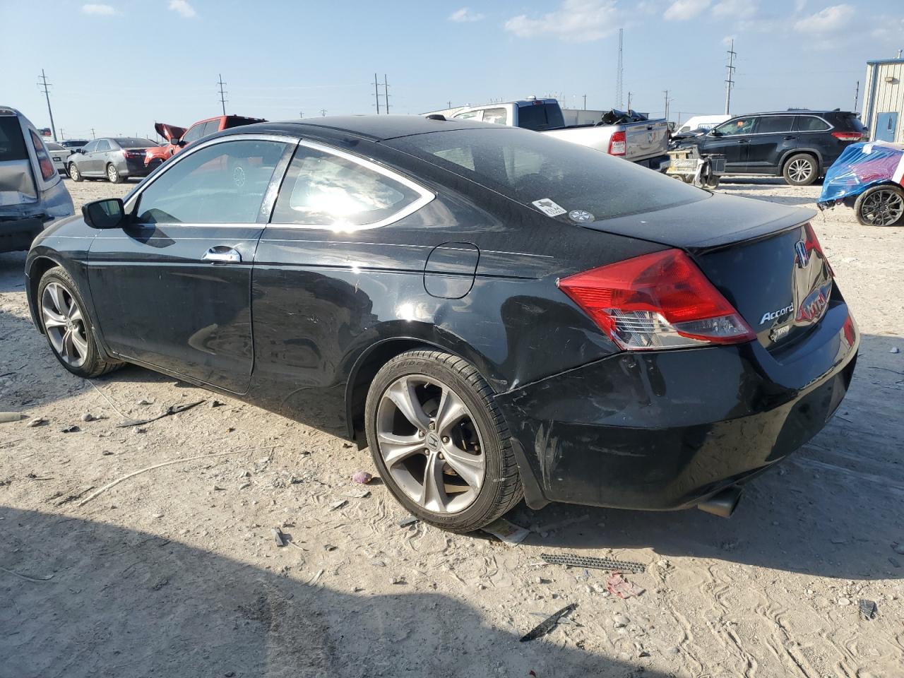 2011 Honda Accord - Image 2